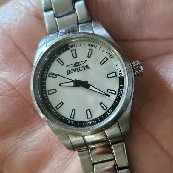 Invicta Women Wristwatch Speciality Collection Silver Tone Quartz Analog Watch - Picture 5 of 13